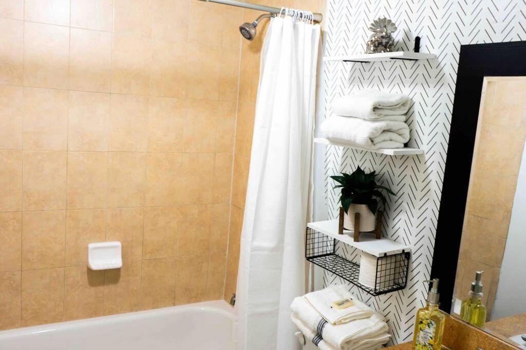 Apartamento Newly Renovated 5 Min From Airport Miami