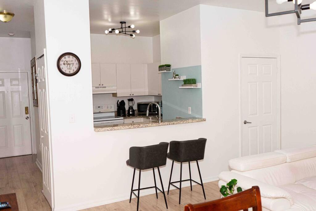 Apartamento Newly Renovated 5 Min From Airport
